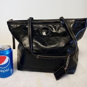 Signature Stitch Coach Tote bag